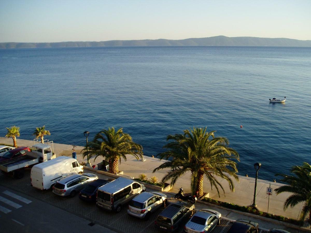 Apartments And Rooms Niksa Podgora Exterior photo